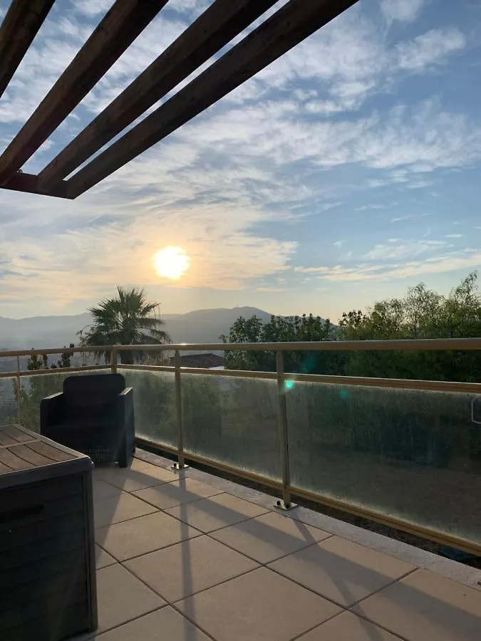 Homestay Colocation De Vacances Nice